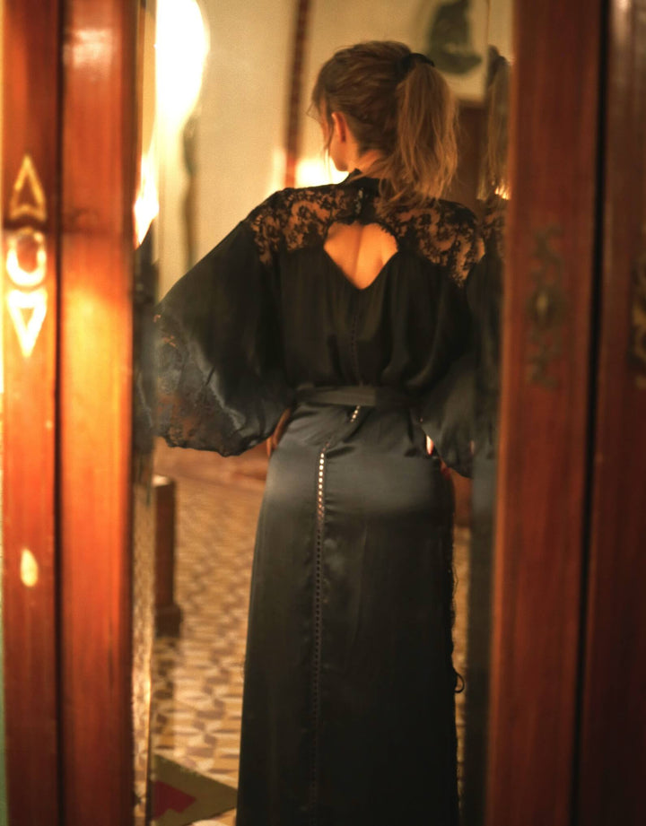 Shell Belle Couture Evelyn Kimono – long black silk robe with French lace, a luxurious gift idea from Catriona