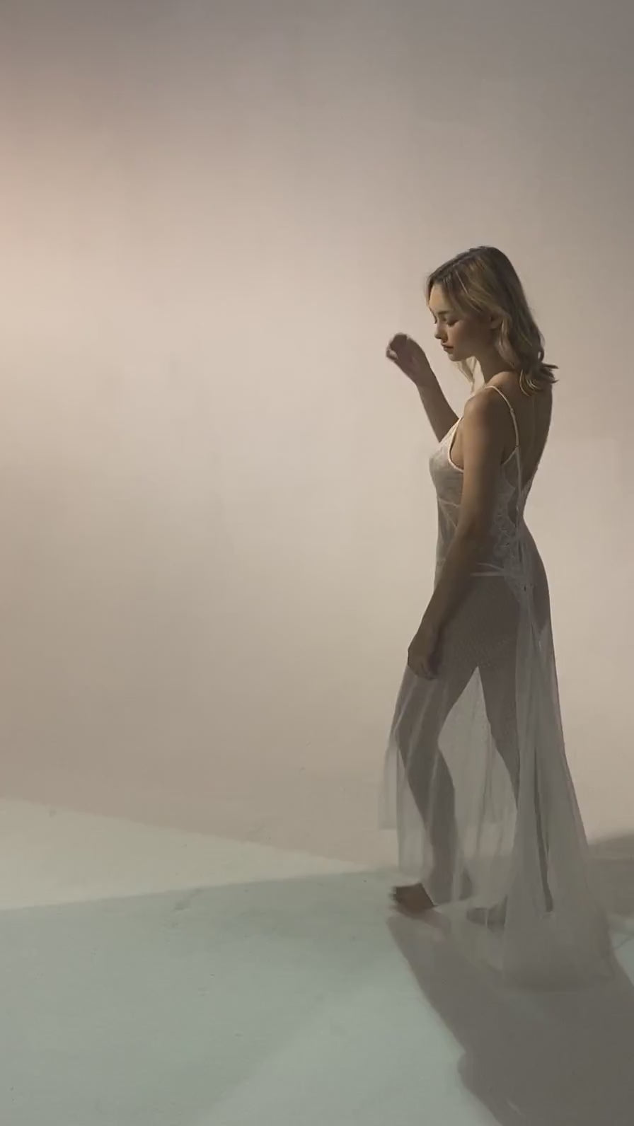 Shell Belle Icone Long Gown  Cream