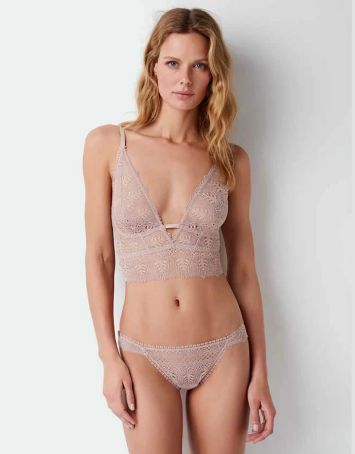 Else Ivy Deep Decolette Longline Soft Cup Bra in Ballet Pink