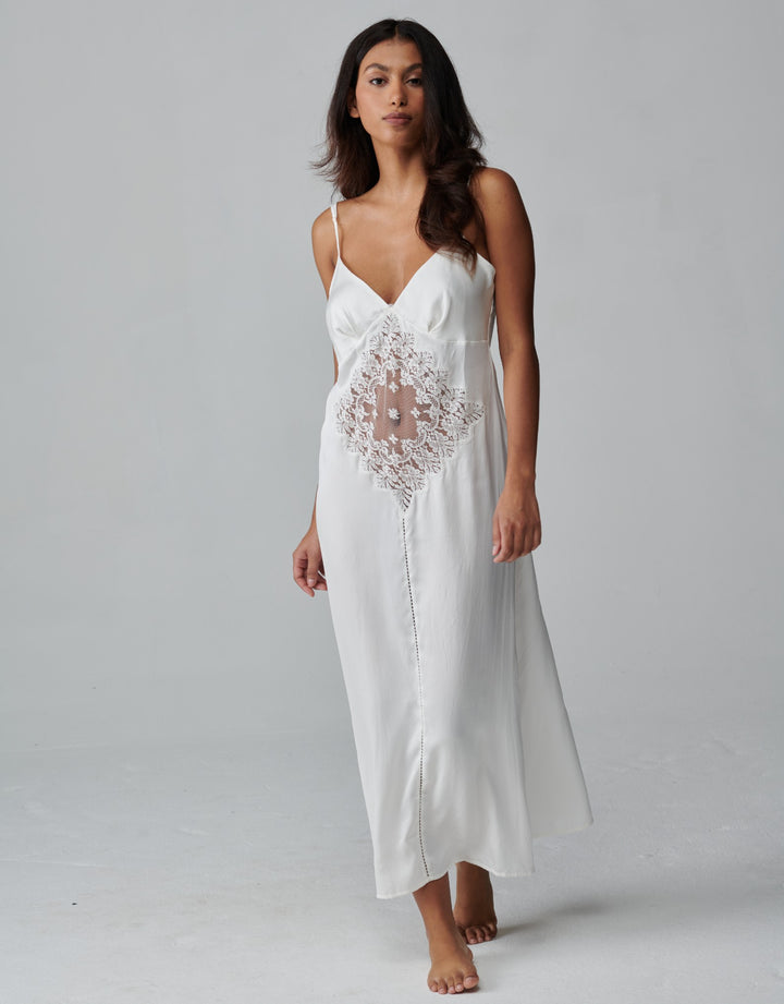 Shell Belle Alice Long Slip Cream