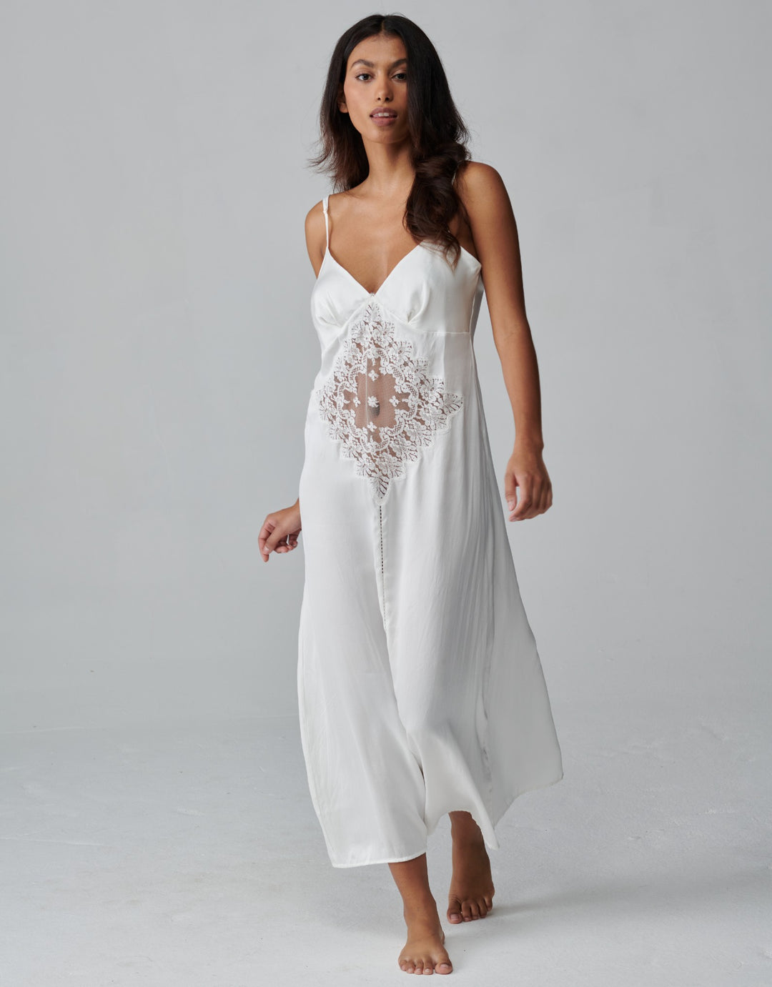 Shell Belle Alice Long Slip Cream