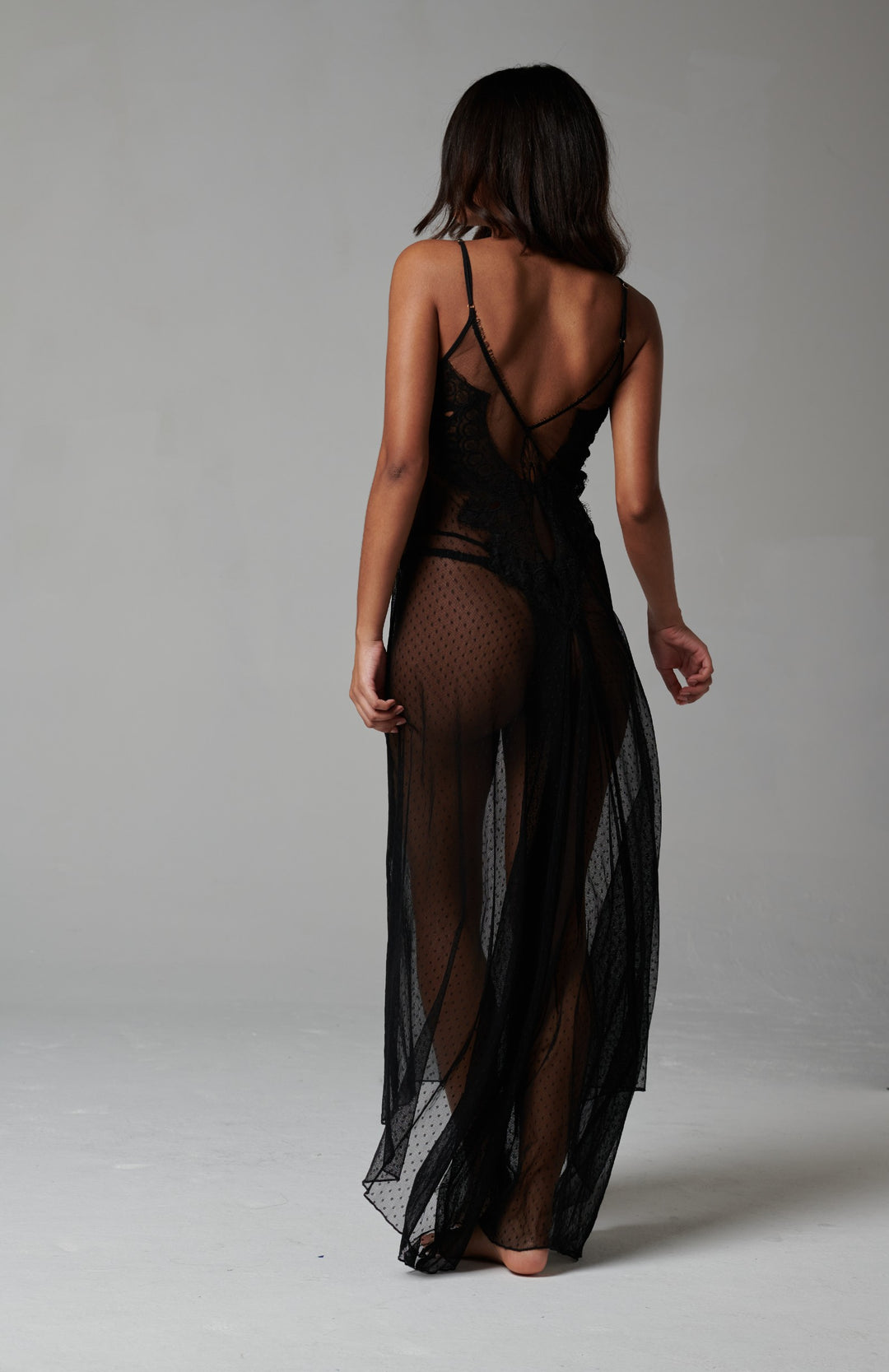 Shell Belle Icone Long Gown  Black