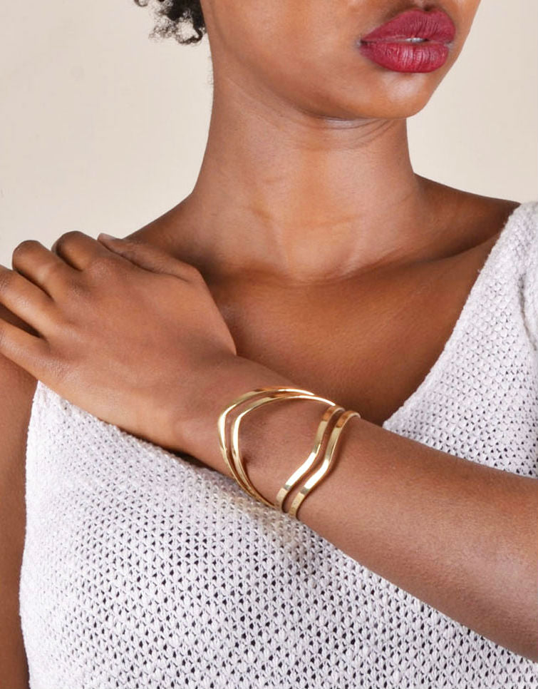 Soko Double Arrow Cuff in Polished Brass