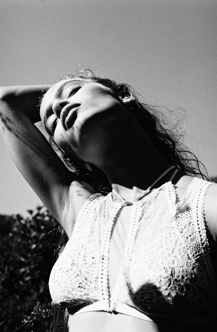 Tisja Damen Ophelia High Neck Bra in Ivory