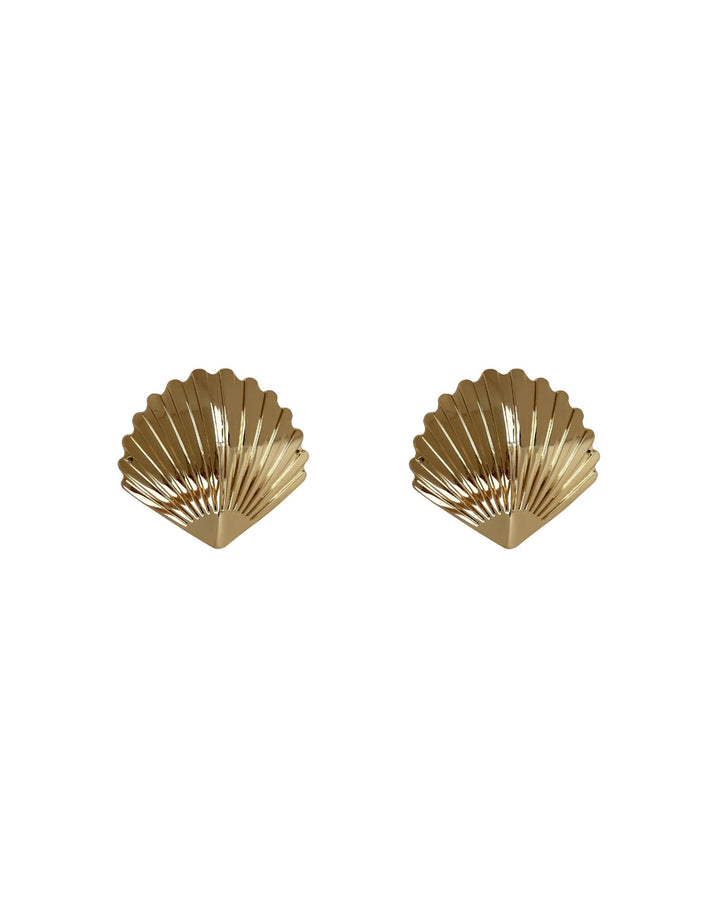 Bordelle Shell Nipplets in 24k gold-plated shell design, handcrafted in France – luxury lingerie accessories and gifts at Catriona