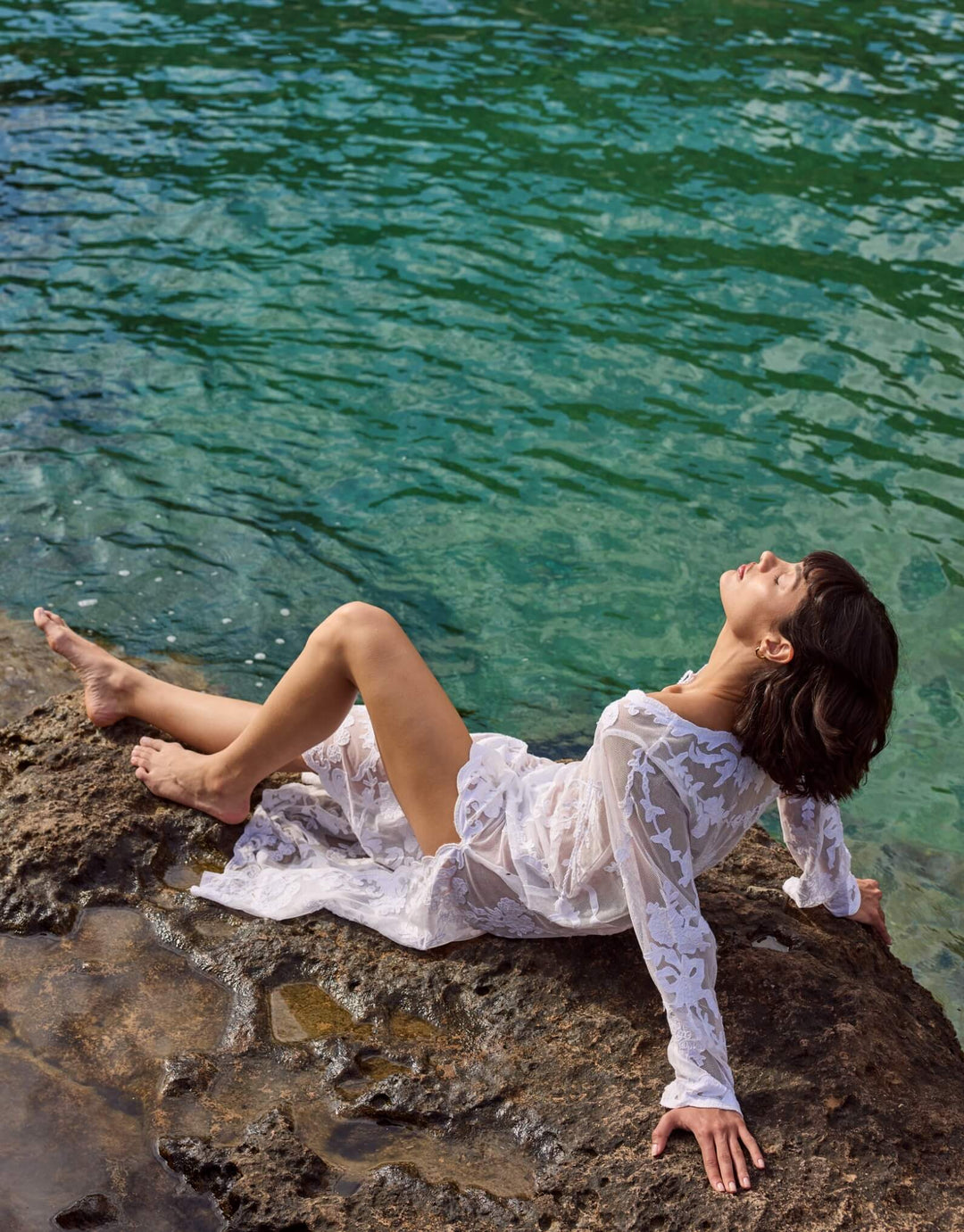 Juliet Dunn white net dress with bow embroidery and scalloped edging