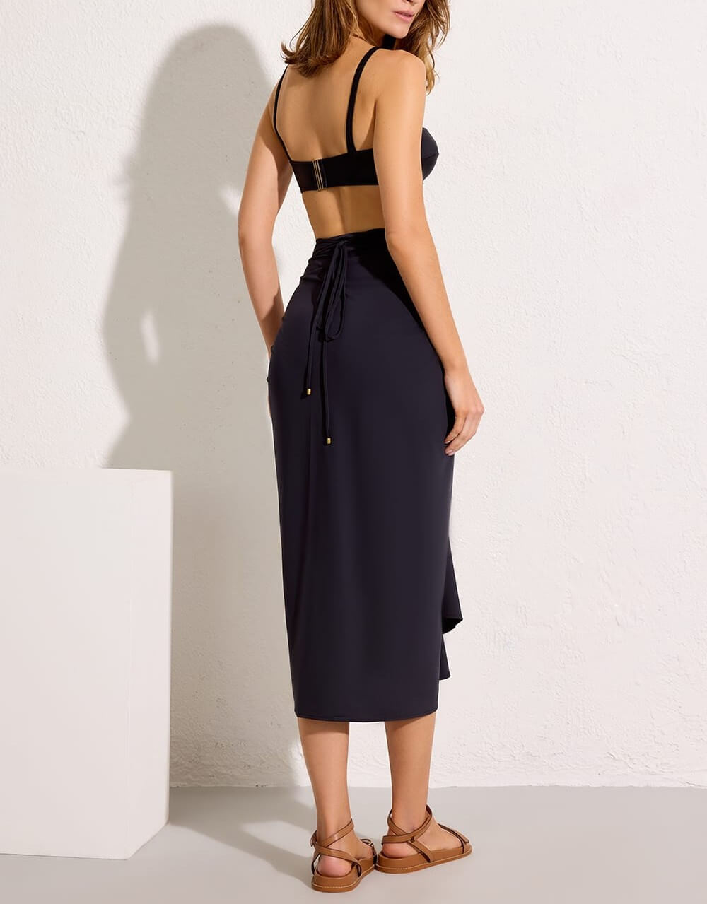 Elegant black sarong by Lenny Niemeyer in soft Touch Lycra with long ties.