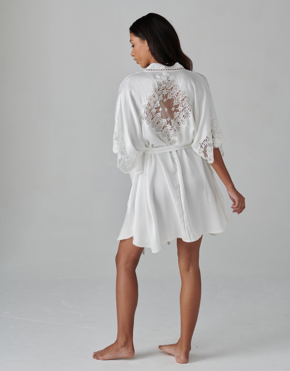 Shell Belle Florence Silk Kimono Anais lace cami and short in Cream 