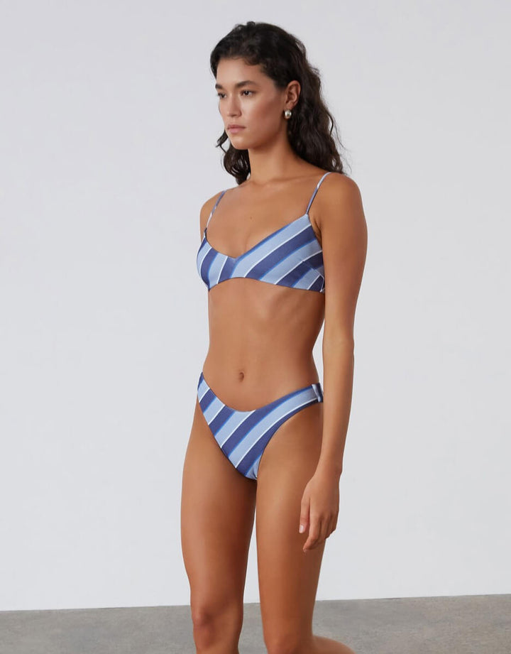 Zulu and Zephyr Horizon Stripe Textured Bralette Bikini Top Blue