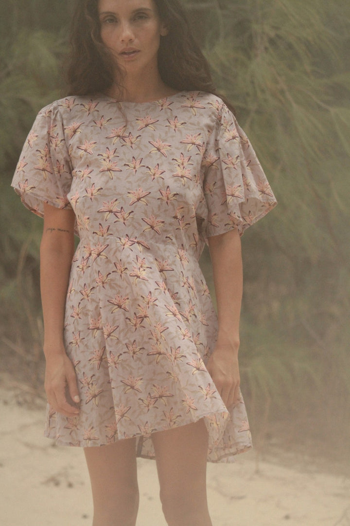 Acacia Rue Short Dress in Lily Organic Cotton