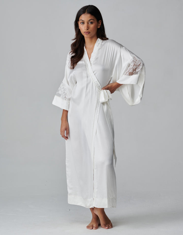 Shell Belle Alice Long Silk Kimono front white